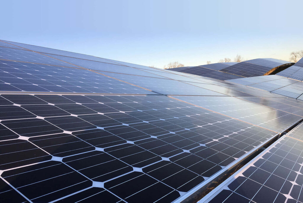 solar-panel-1600-x-1068-background-cezhm9666dt1n2mw